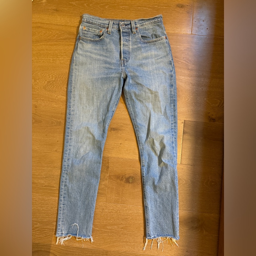 Levi’s skinny 501 size 27